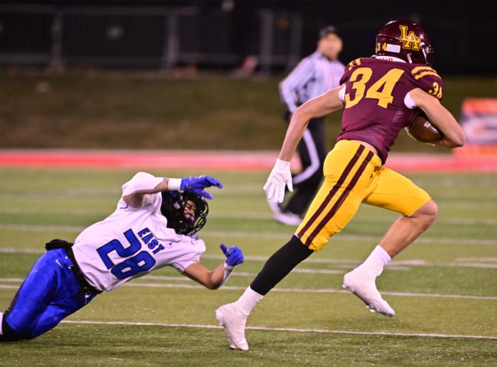 Loyola Academy Lincoln Way East Illinois 8A football November 25 2023 Tim Vizer 24605